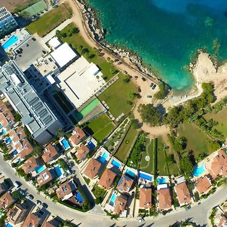 Diana - Coralli Beachfront بروتاراس